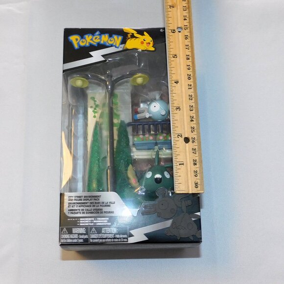 Pokemon Select City Street Environment 2 Figure Magnemite Trubbish Series 5 NEW - Picture 2 of 4